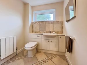 Guest wc- click for photo gallery